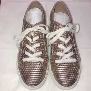 LOFT SNEAKER SIZE 10.5 ROSE GOLD WOVEN NWT IN BOX
